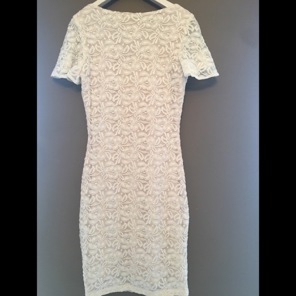 Belle Badgley Mischa - Picture 2 of 8